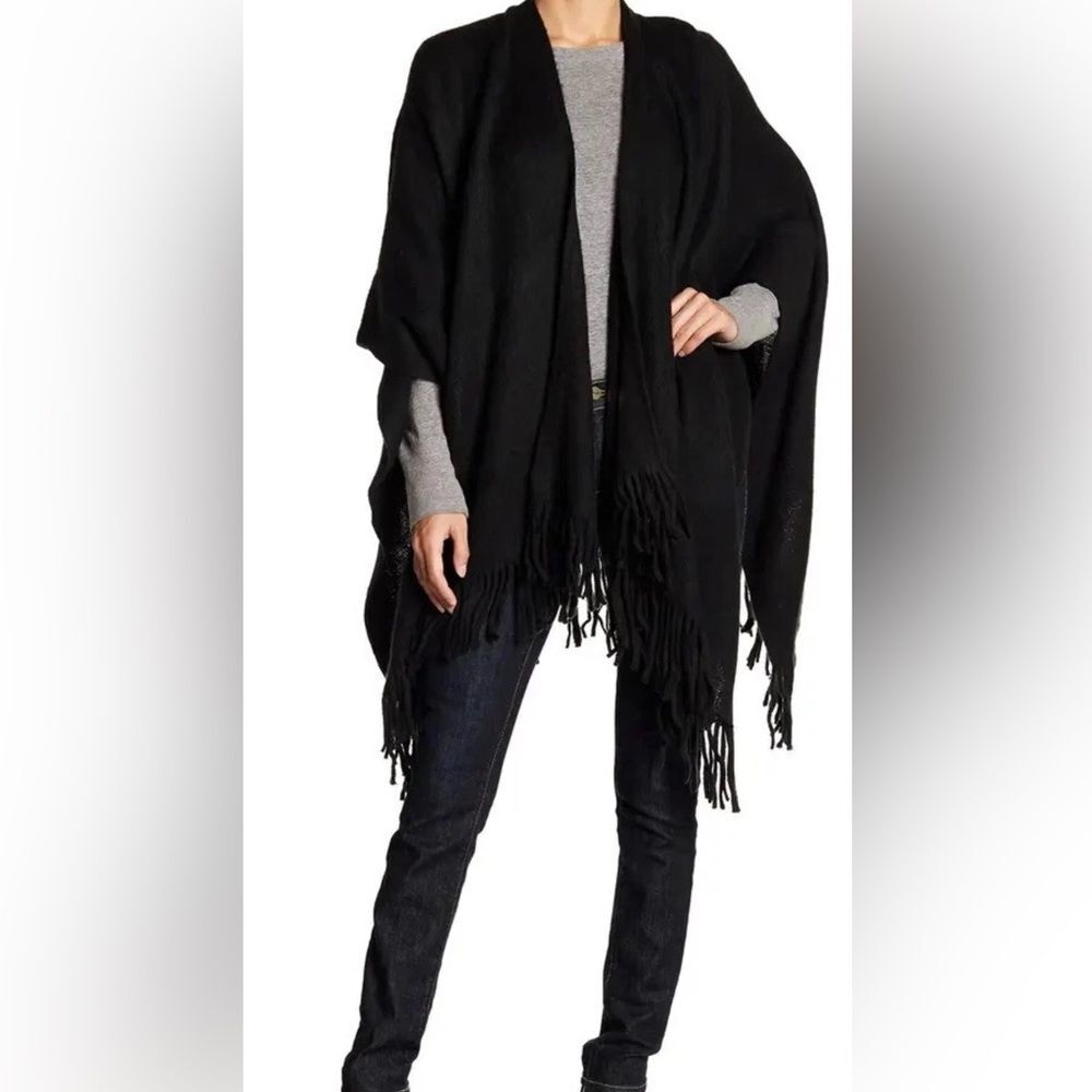 Vince Camuto Black Knit fringe sweater Size Large